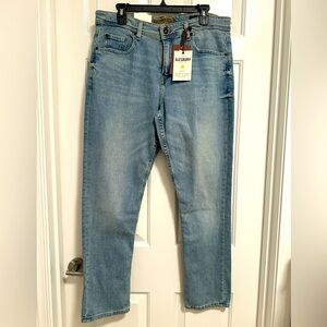 Alesbury Slim Jeans